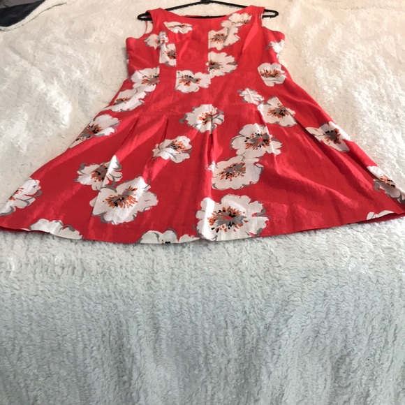 Dress - Picture 5 of 6